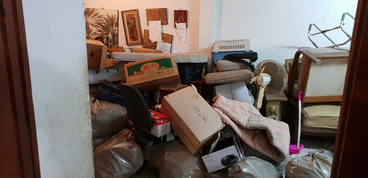 ההתמודדות הרגשית עם פינוי חפצים של אגרן כפייתי - עשה זאת בעצמך